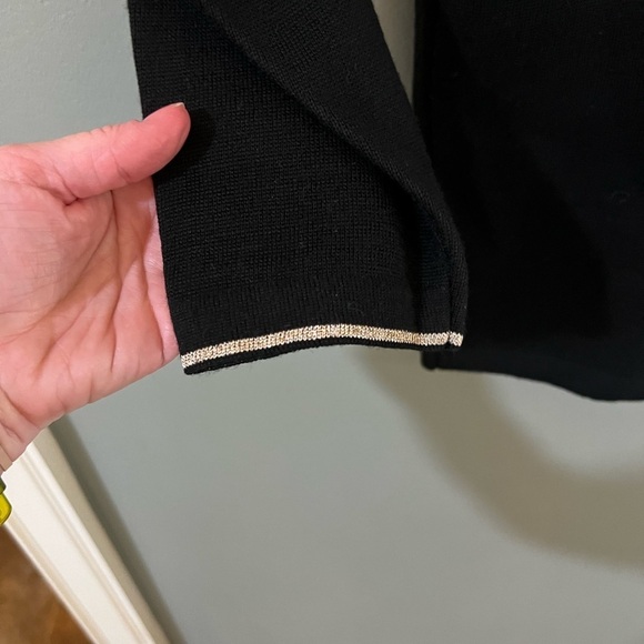 Vintage Talbots Black Wool Cardigan Sweater
Gold Trim Sz small Made in Italy - Picture 5 of 6